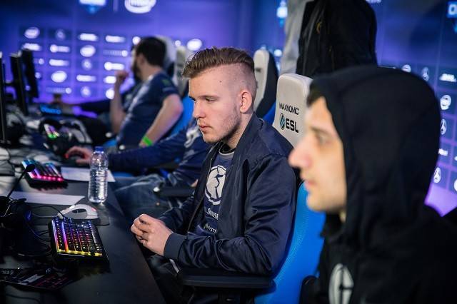 体现成熟期 体现成熟期