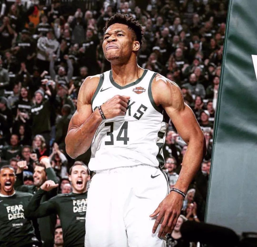 判场景中 判场景中