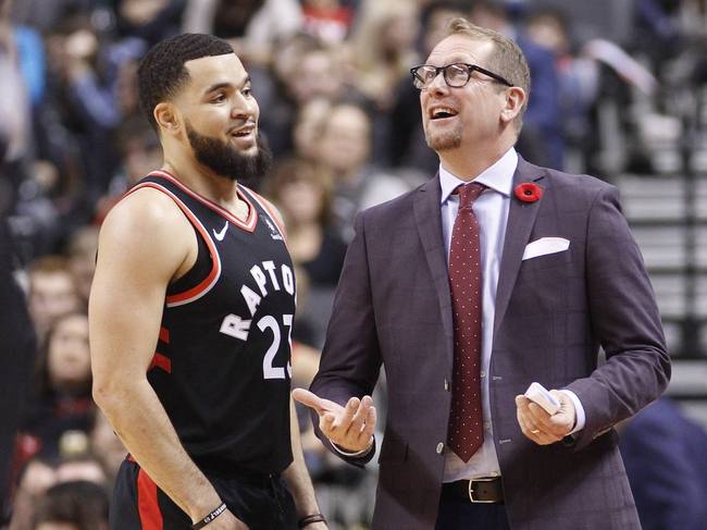 低位背打又 低位背打又